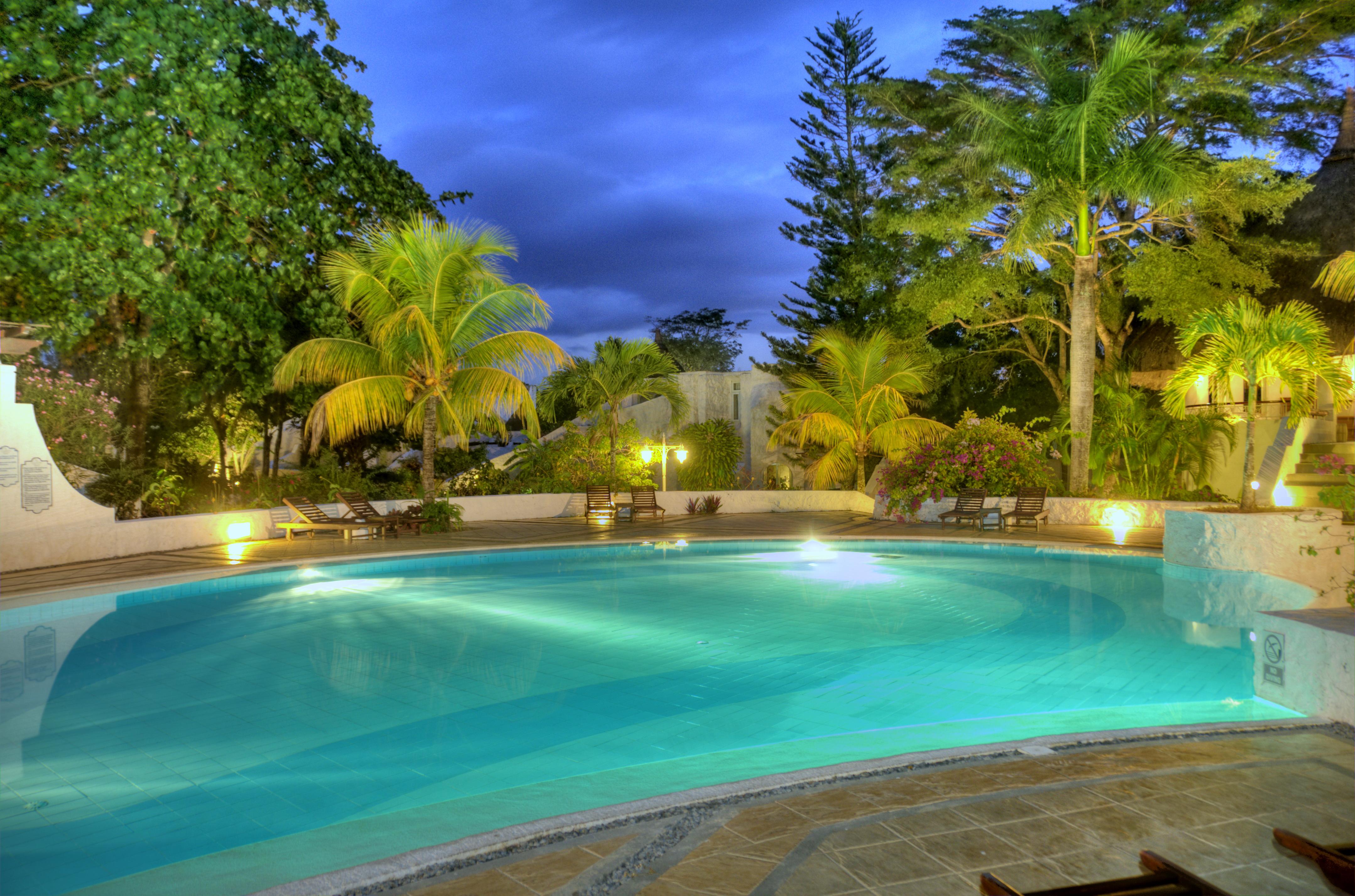 Casuarina Resort And Spa Тру-о-Биш Экстерьер фото